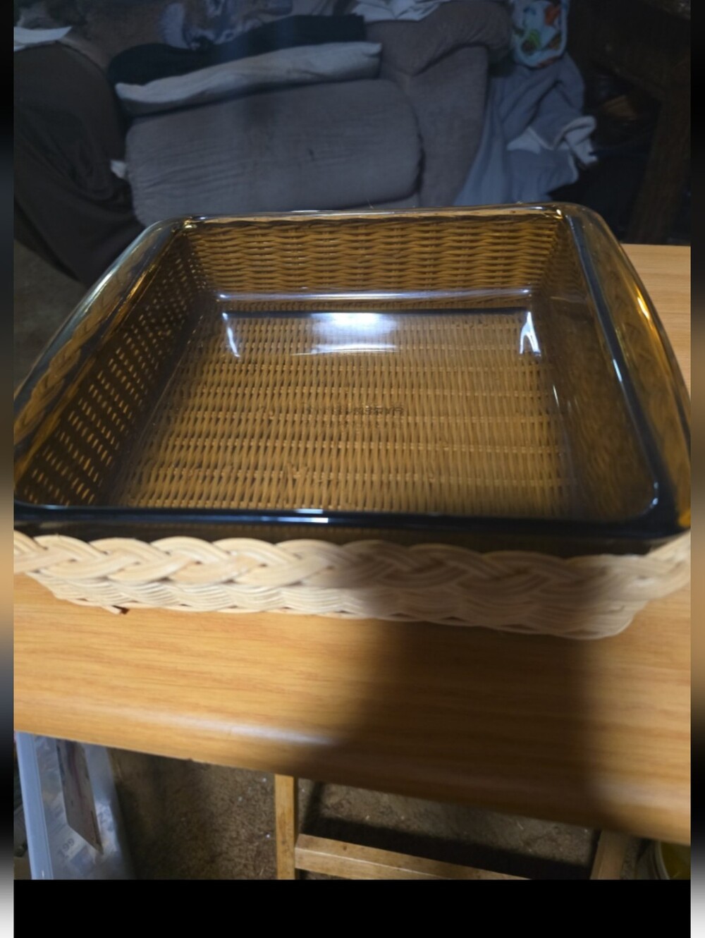 222R Pyrex Cranberry Glass Square Pan Cake Bakeware Dish w/ Wicker 2Qt 8x8x2